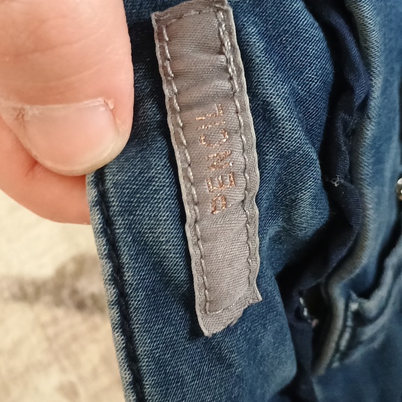 Melissa McCarthy Slimming Pencil Jeans [Size:16W] [Color: Blue] - Picture 3 of 5